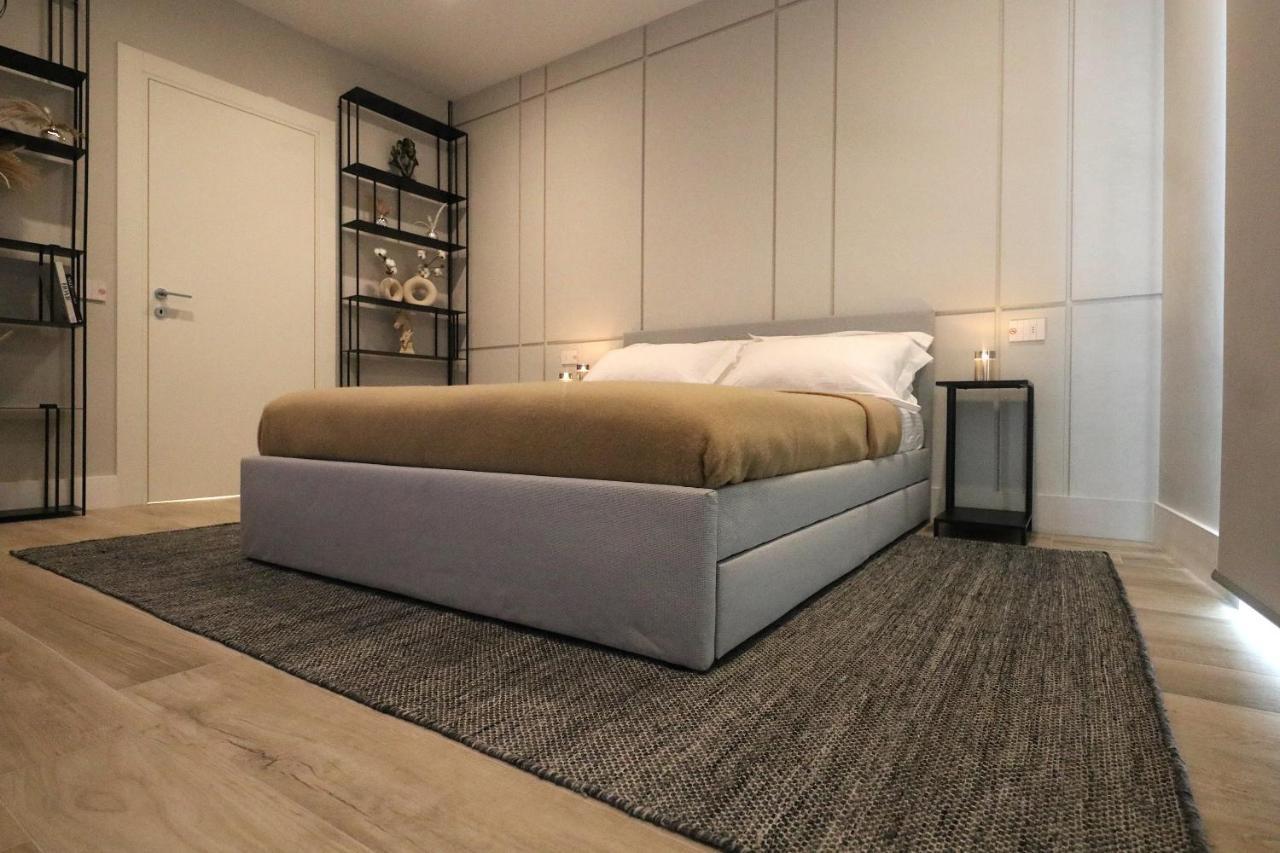 Charming & Luxurious Gem Apartment Olbia Ngoại thất bức ảnh