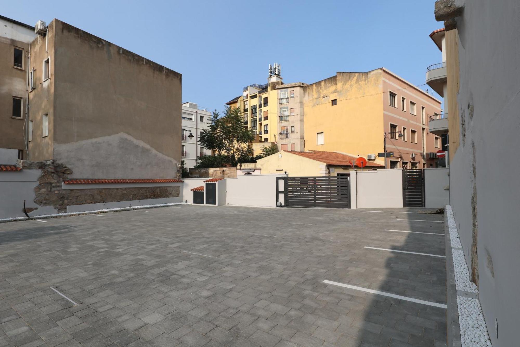Charming & Luxurious Gem Apartment Olbia Ngoại thất bức ảnh